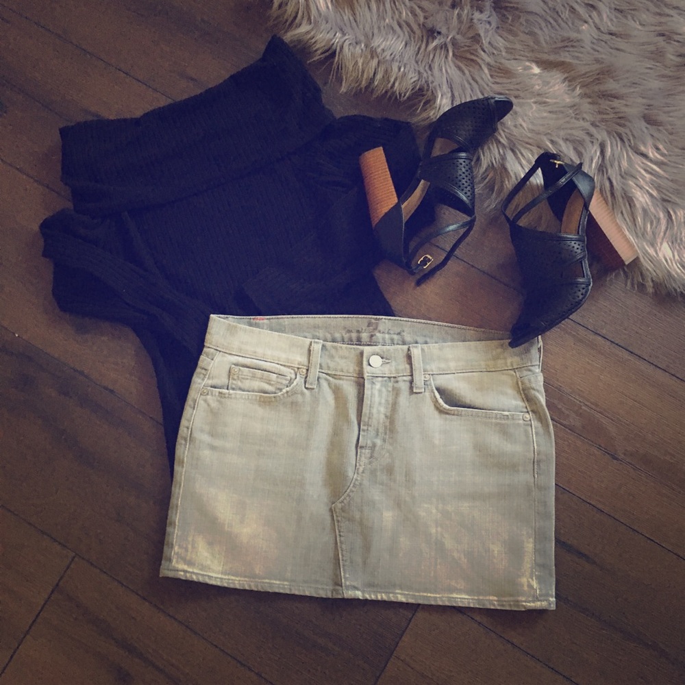 Grey jean skirt